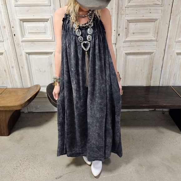 A Rare Bird Dresses & Skirts - A Rare Bird Black Tuck Strap Dress